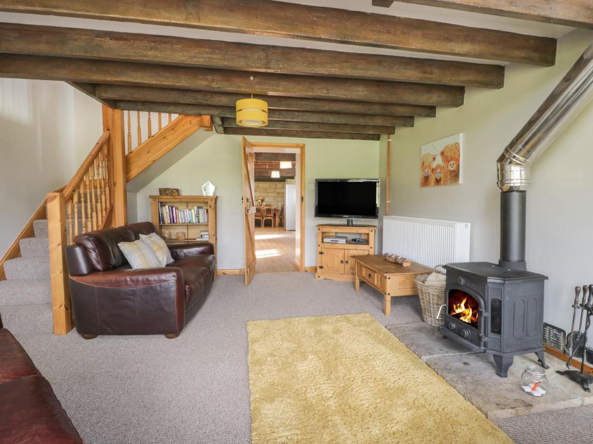 Hayloft Villa Staintondale Exterior photo